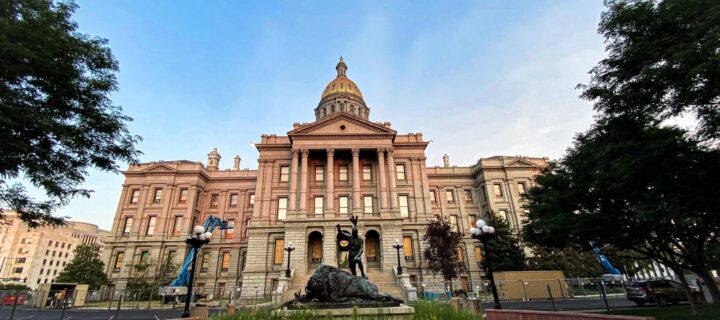 Bill Seeks to Clarify Rules Regarding Colorado Metro District and HOA Foreclosures