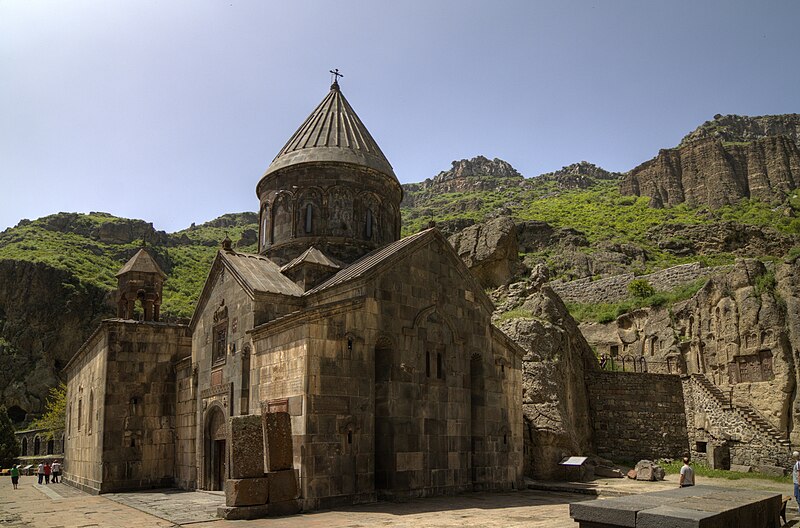 ancient-armenian-monestary_online-story_