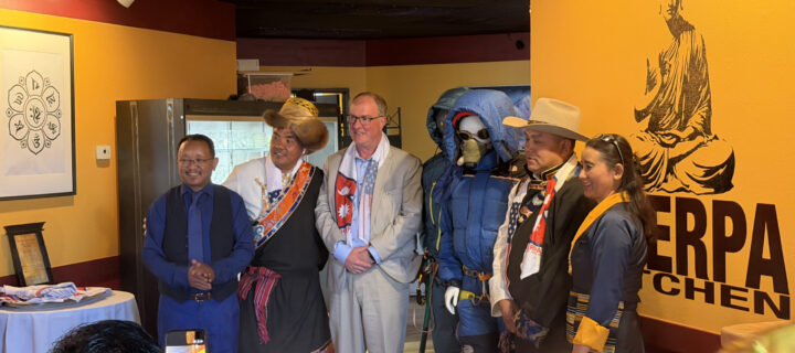At Sherpa Kitchen’s 7th Anniversary, the Guests Received the Gifts